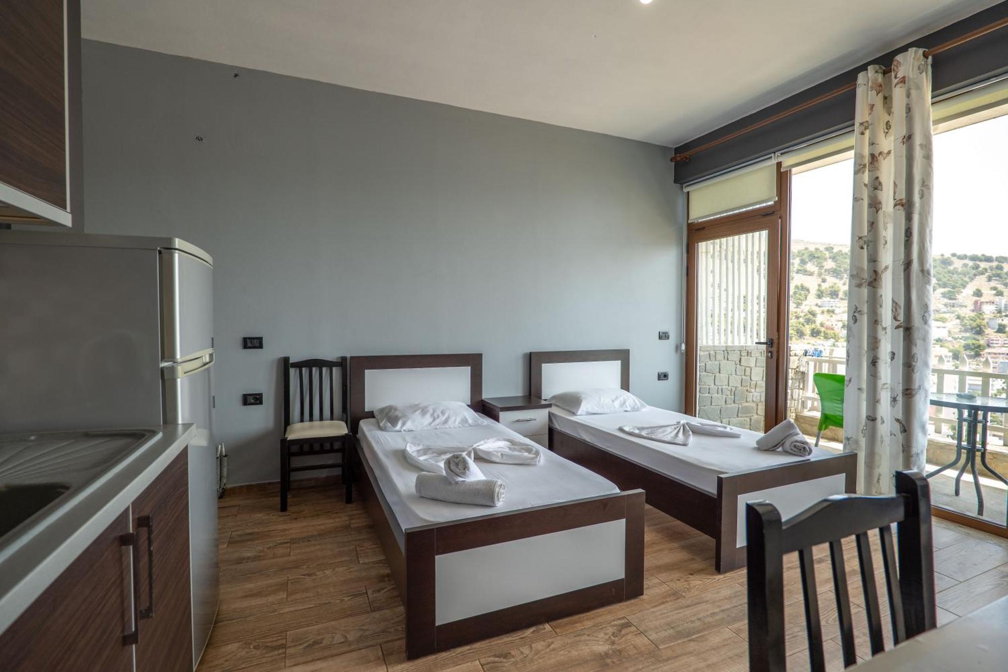 Denis Apartments Sarande Ngoại thất bức ảnh