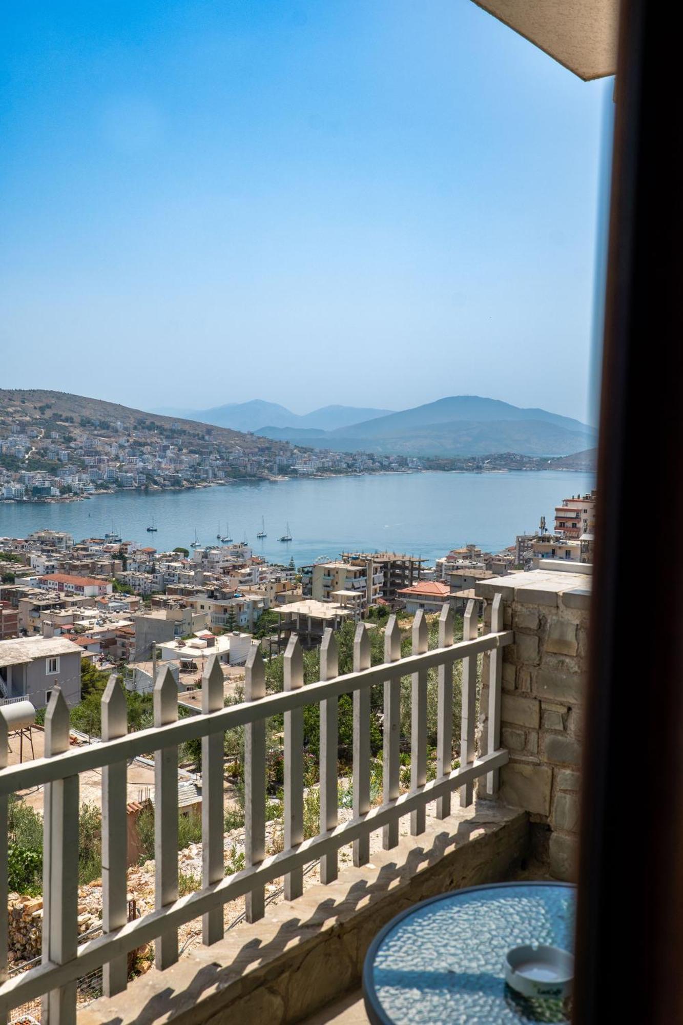 Denis Apartments Sarande Ngoại thất bức ảnh