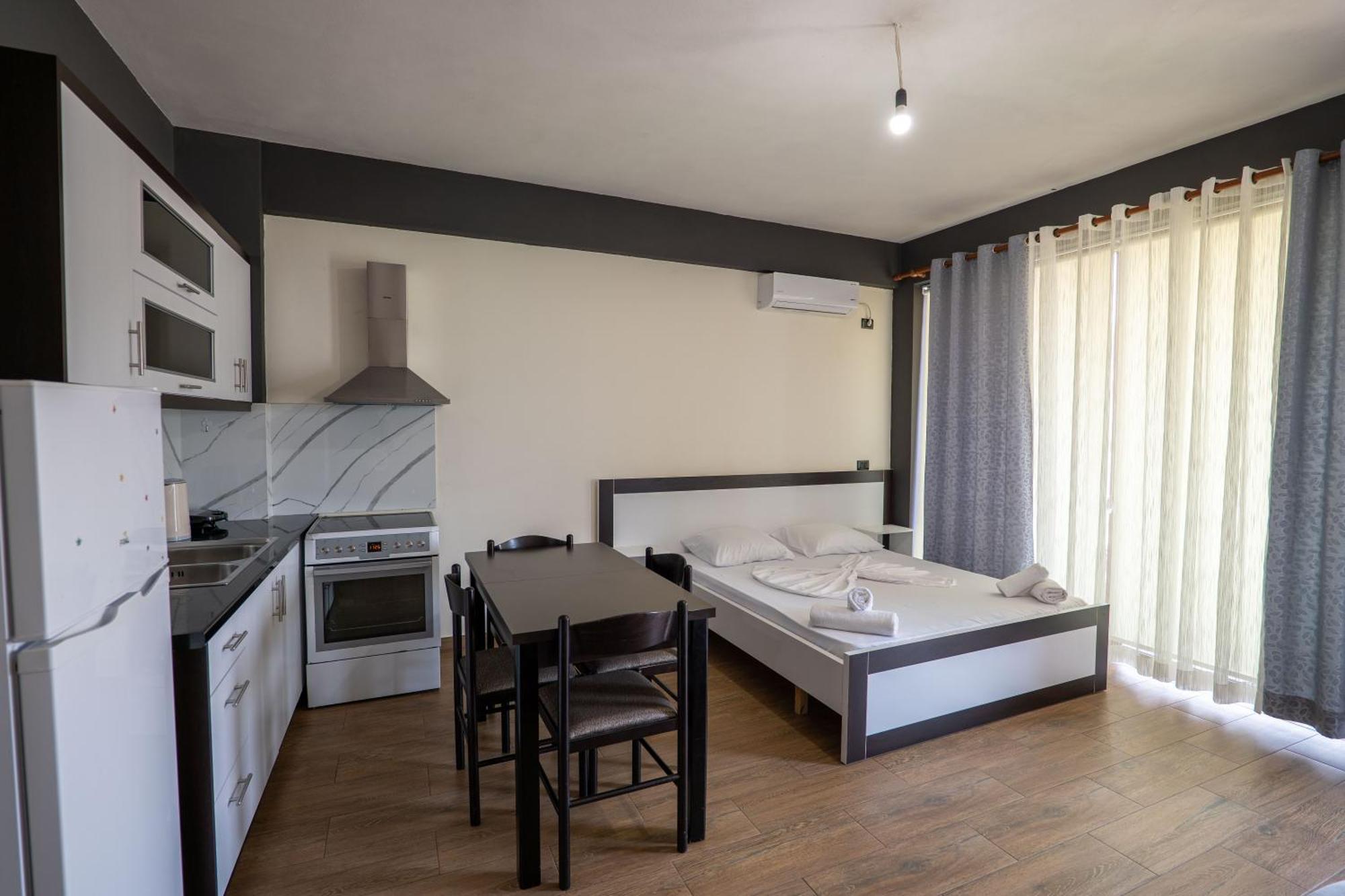 Denis Apartments Sarande Ngoại thất bức ảnh
