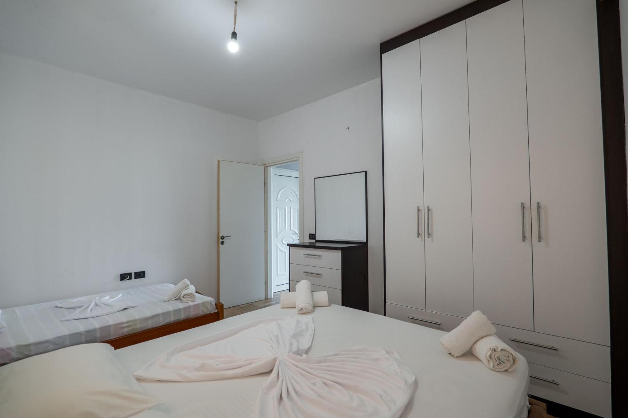 Denis Apartments Sarande Ngoại thất bức ảnh