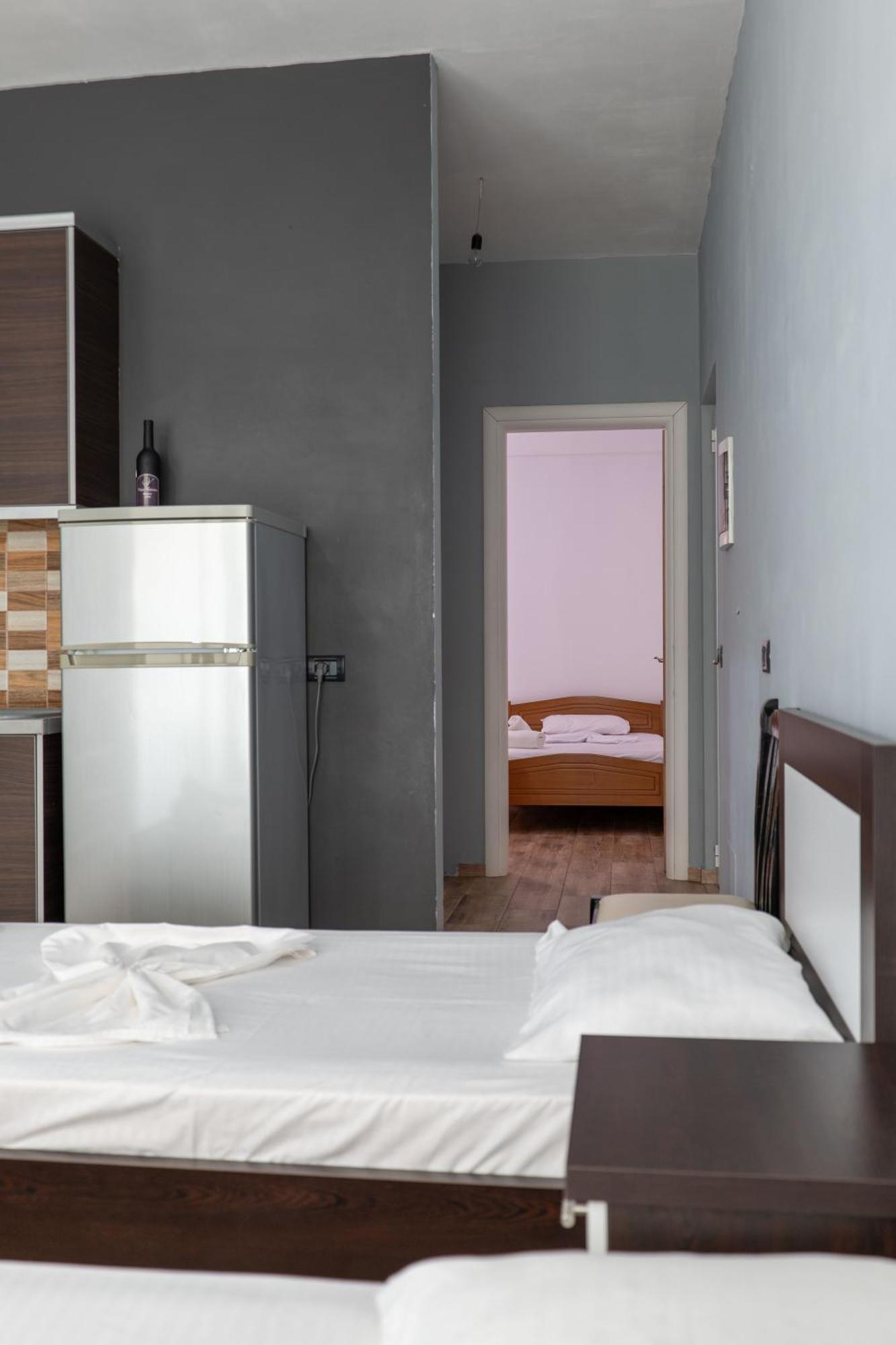 Denis Apartments Sarande Ngoại thất bức ảnh
