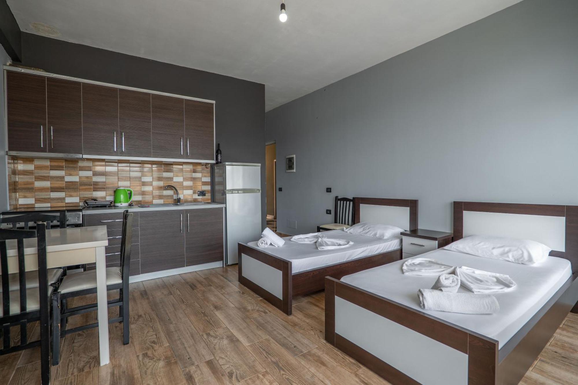 Denis Apartments Sarande Ngoại thất bức ảnh